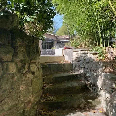 Proche De St Emilion Hébergement de vacances *